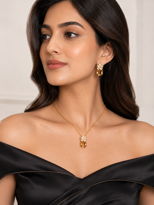 Champagne Camellia Pendant Set