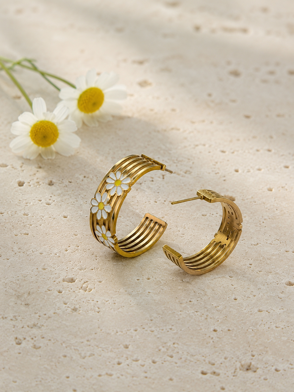Daisy Arc Floral Hoop Earrings