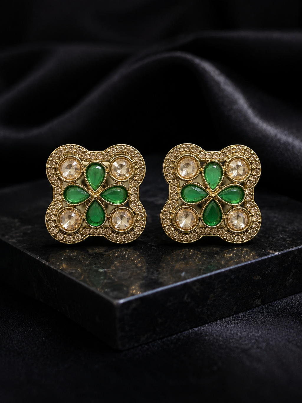 Emerald Kundan Medallion Stud Earrings