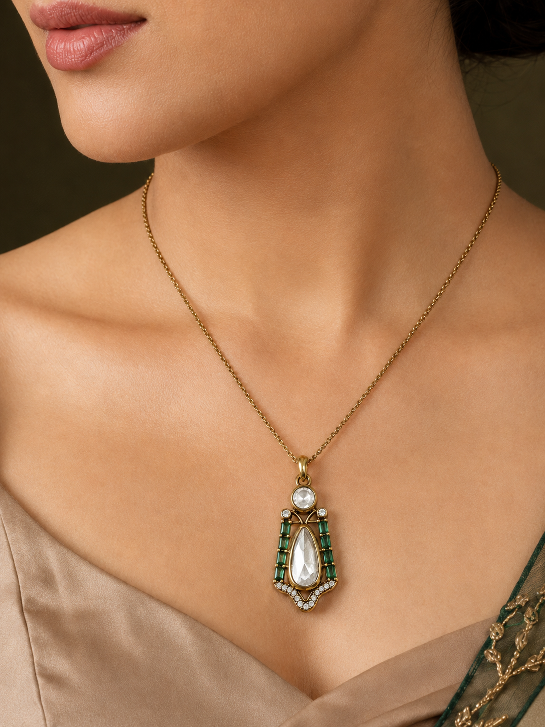 Emerald Poise Moissanite Pendant Set