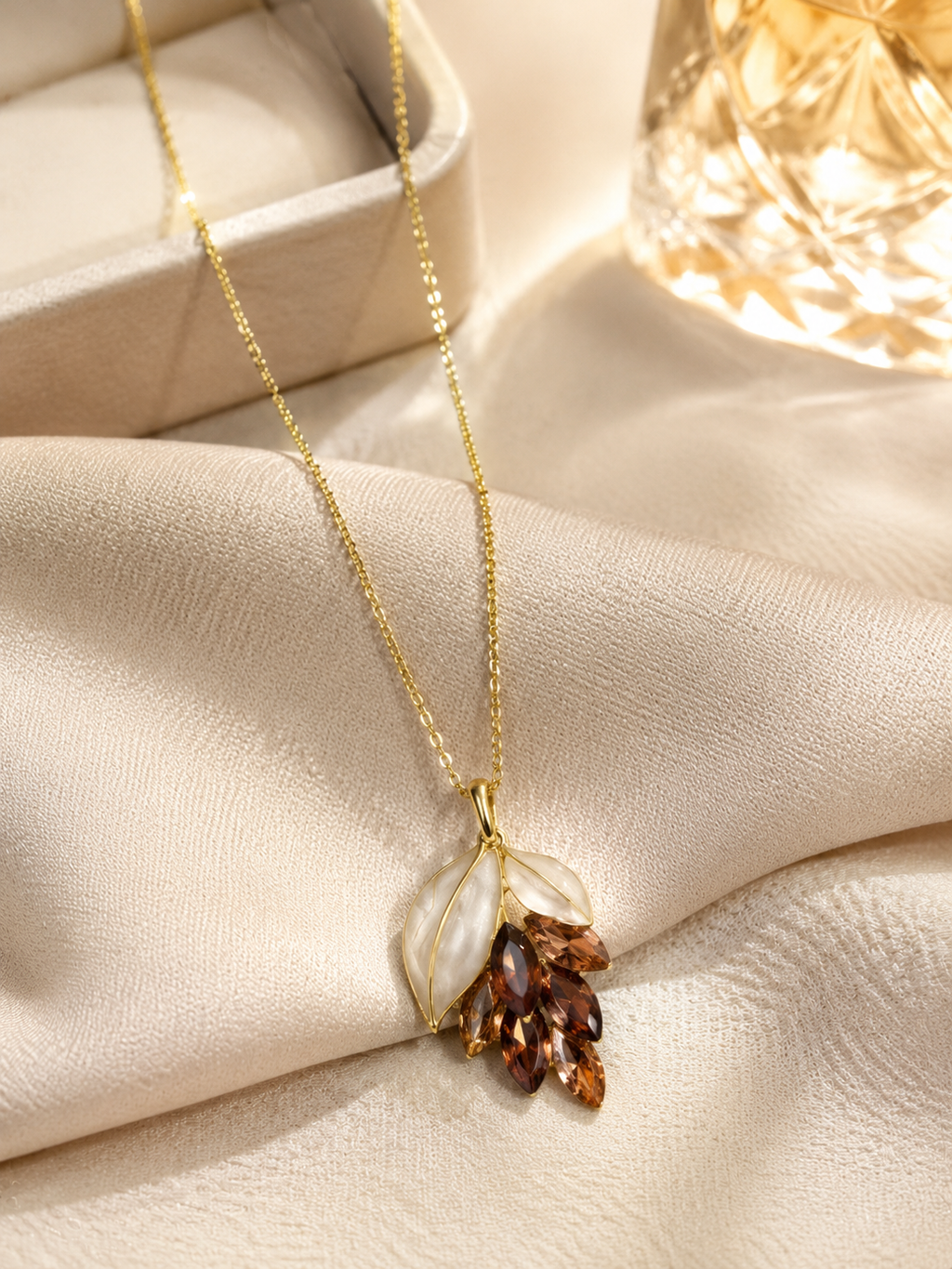 Sienna Vale Pendant Set