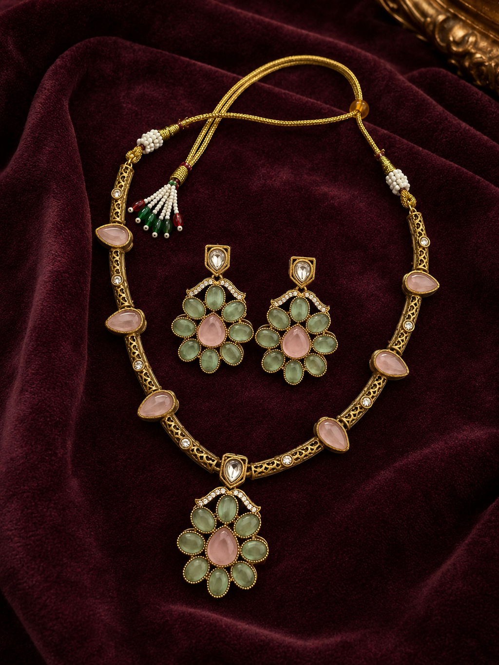 Vanya Blush & Mint Necklace Set