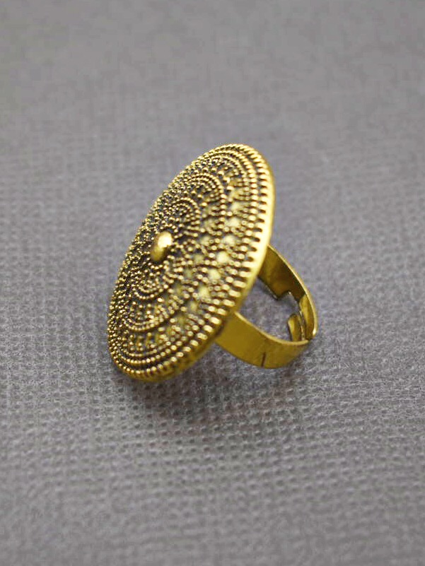 Handcrafted Circular Golden Oxidised Adjustable Ring