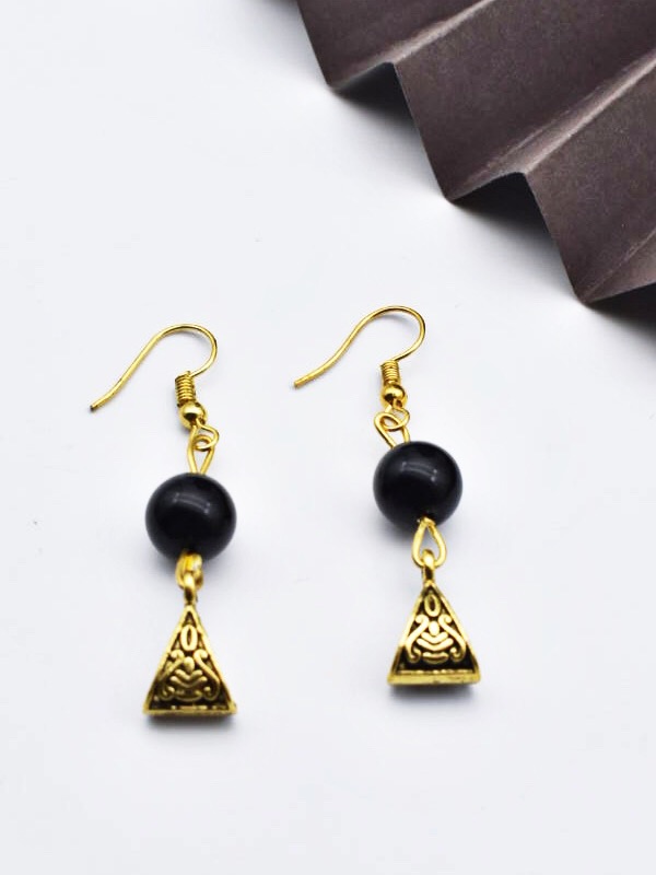 Golden Oxidised Black Pearl Studded Necklace Set